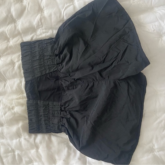 FREE PEOPLE “The Way Home Shorts” color: black size: xs - Picture 3 of 4